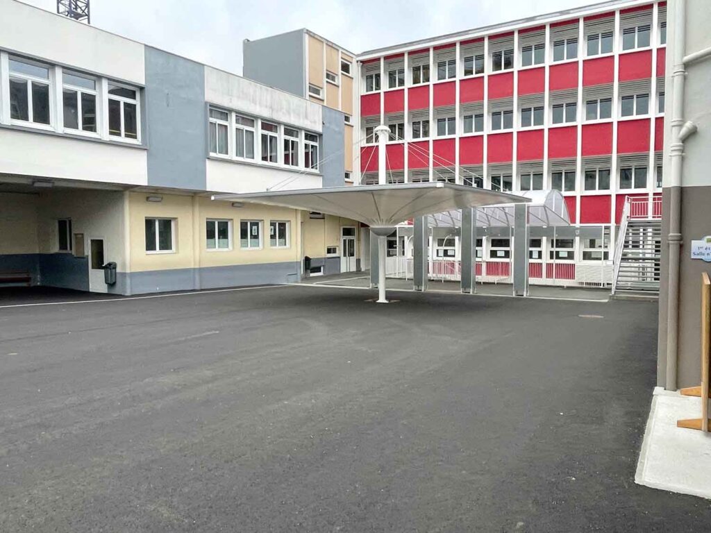 préau école